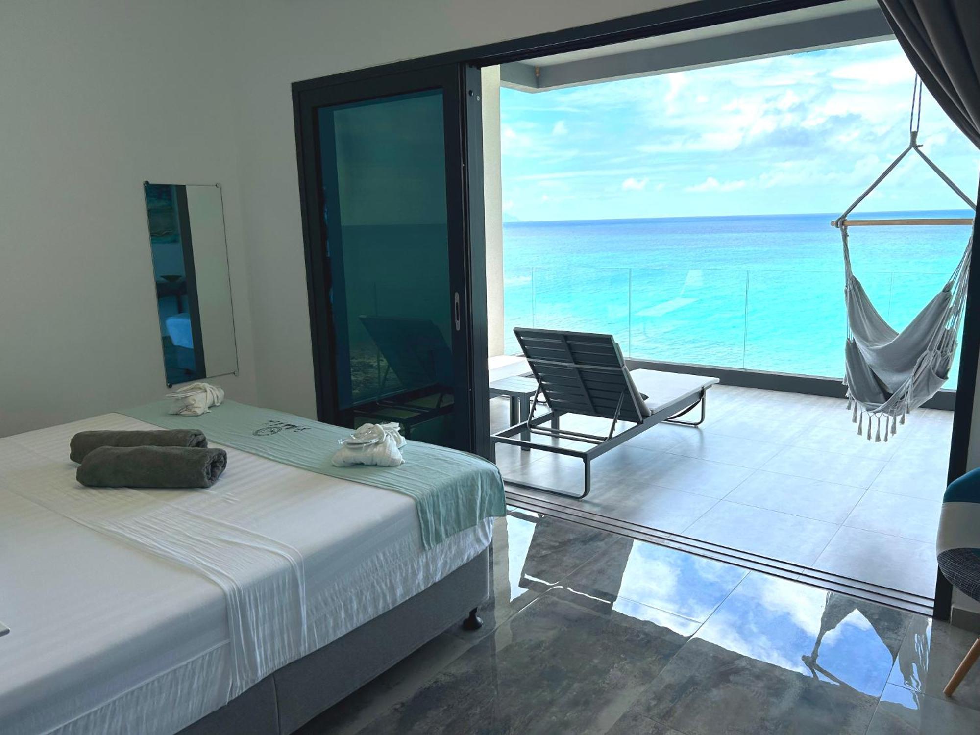 Condostmaarten By The Sea -Adults Only- Koolbaai 외부 사진